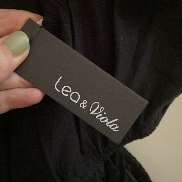 NWT Lea & Viola Tiered Side Cut Maxi Dress
Size M - Picture 8 of 8